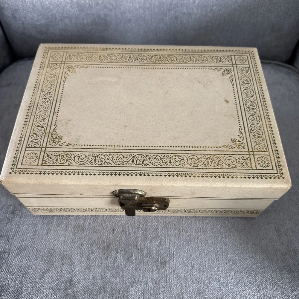 Vintage Mid-Century Cream Jewelry Box red Interior 1950s Treasure